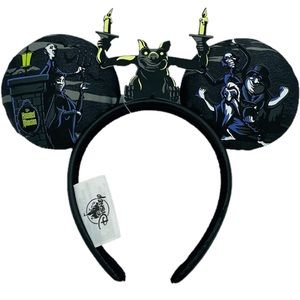 Disney Haunted Mansion Glow in the Dark